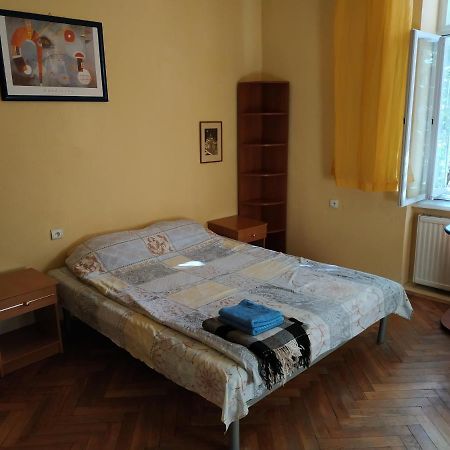 Кімната В Серці Львова Leópolis Exterior foto