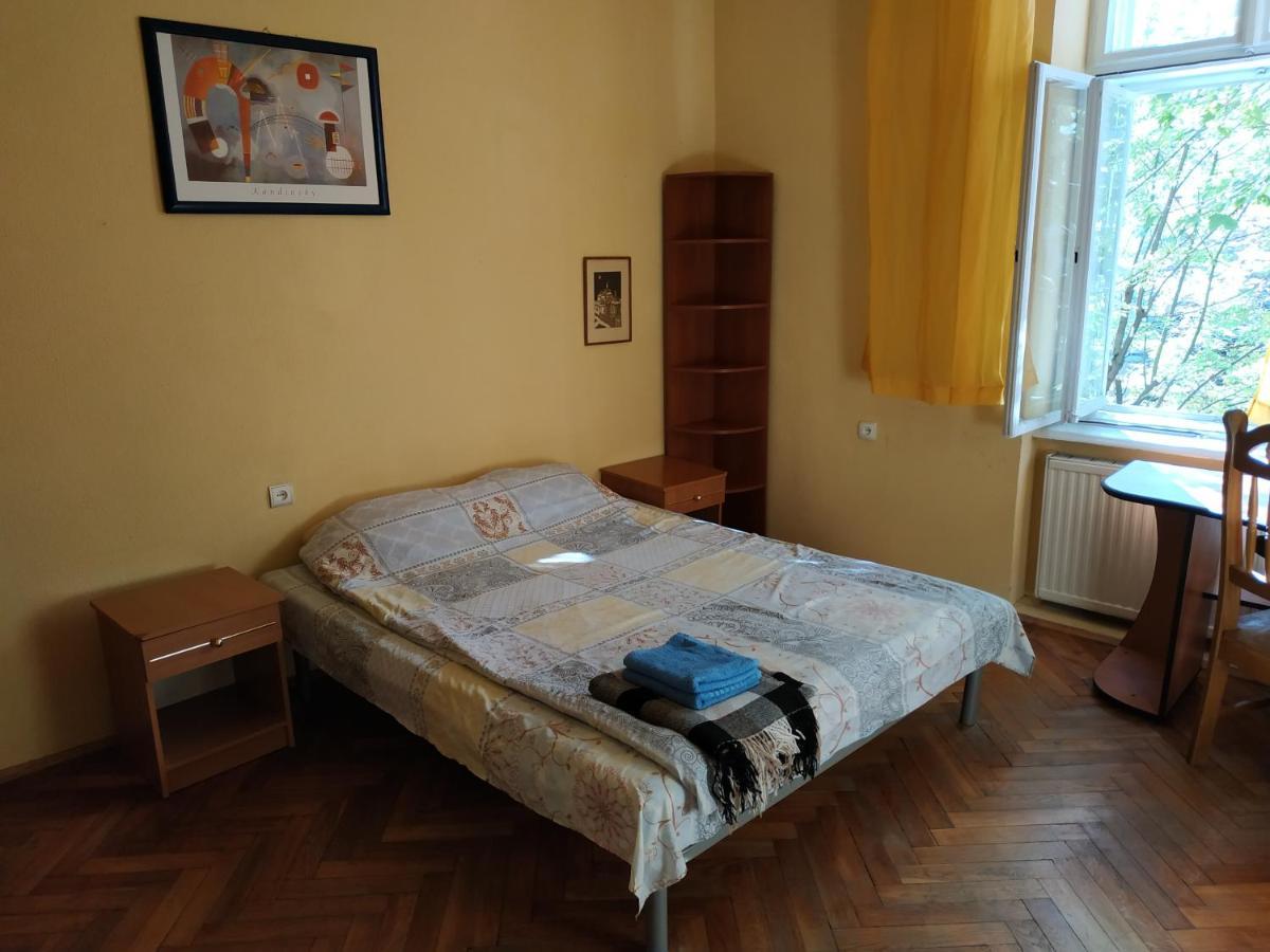Кімната В Серці Львова Leópolis Exterior foto
